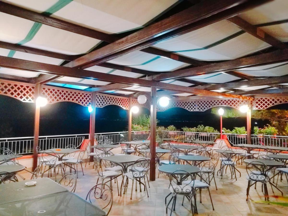 Paradiso Hotel Ristorante Riaci Capo Extérieur photo